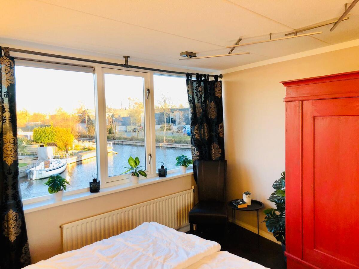 Holiday home Riverside-lemmer Lemmer