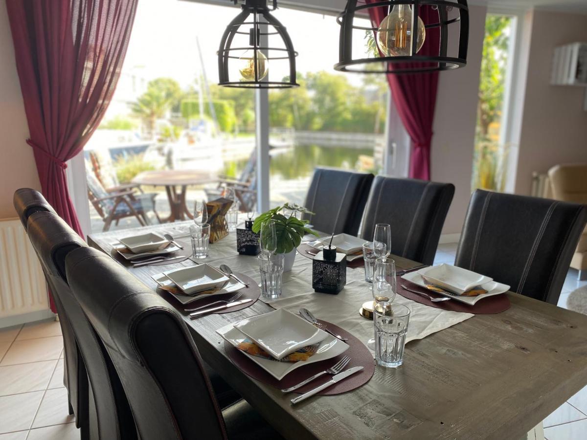 Holiday home Riverside-lemmer *